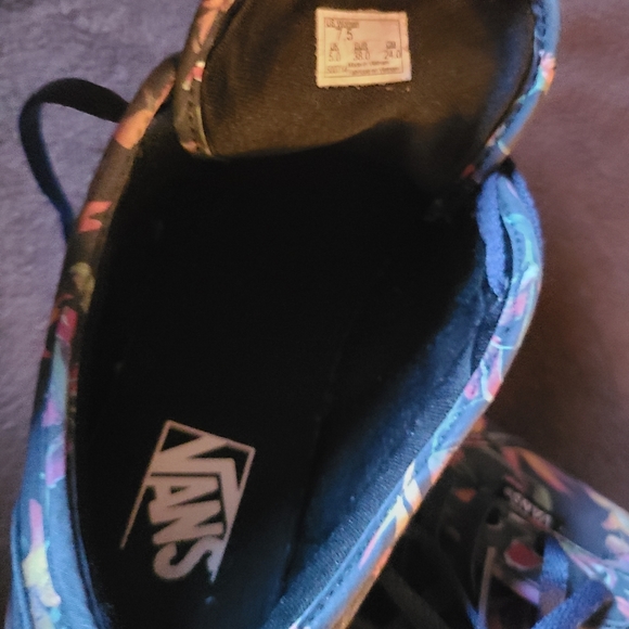 Vans shoes - Picture 7 of 7